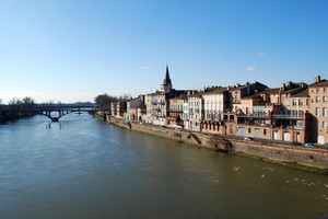 Car hire Montauban