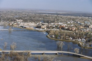 Car hire Grand Forks