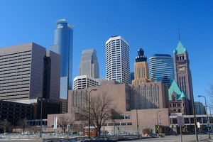 Car hire Minneapolis