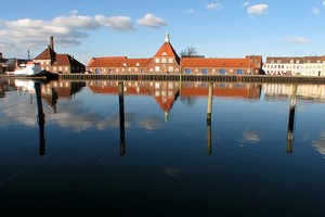 Car hire Nakskov