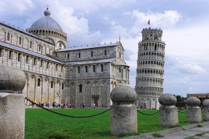 Car hire Pisa